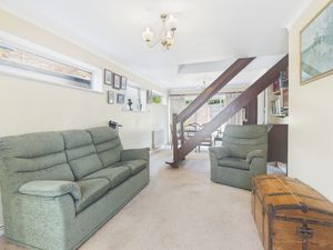 Living room- click for photo gallery